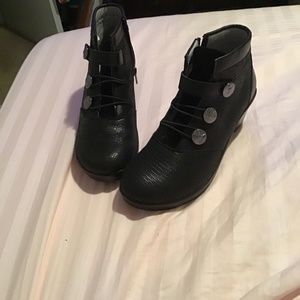 Algeria ankle boots